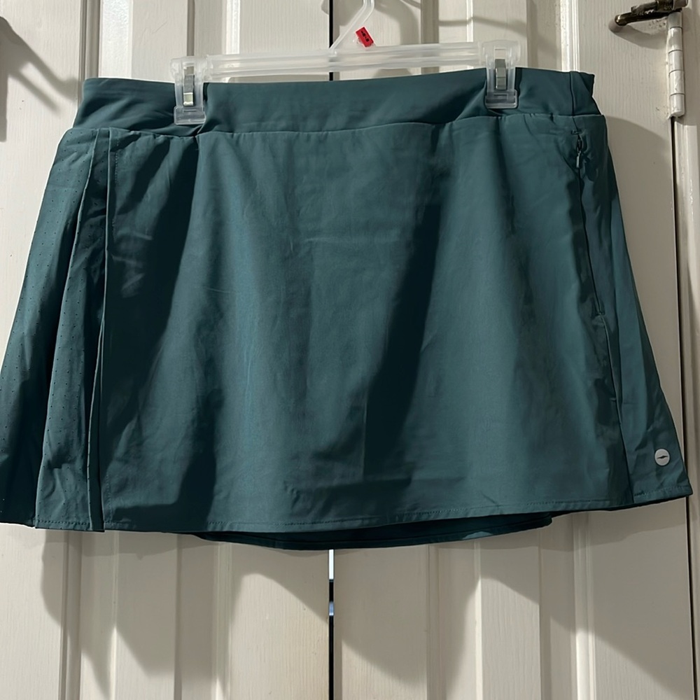 Avia athletic skirt